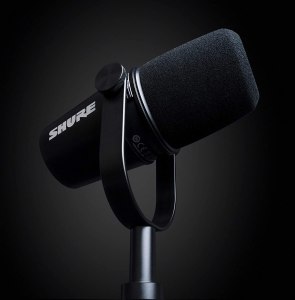 Shure-MV7-USB-Podcast-Microphone